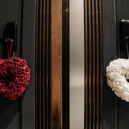 Four Sisters Luxury Rooms In Siauliai Exterior photo